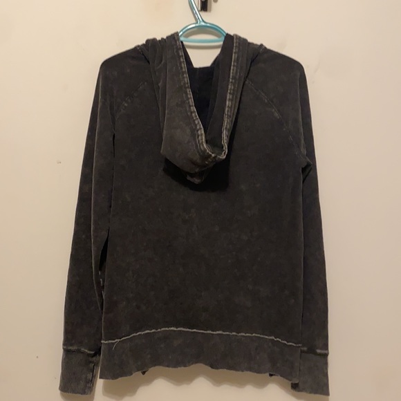 P.J Salvage Acid Wash Zip Up Hoodie Size Medium - Picture 3 of 11